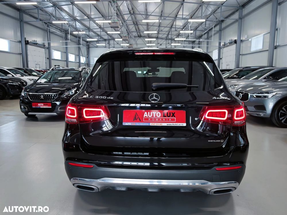 Mercedes-Benz GLC 300 de 4Matic 9G-TRONIC - 17