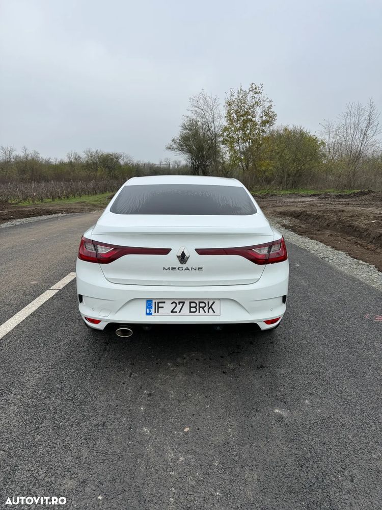 Renault Megane TCE 140 EDC Techno - 2