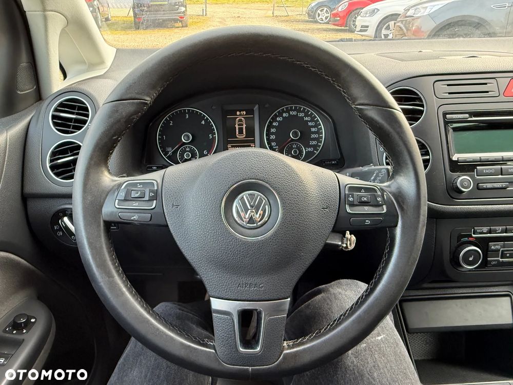 Volkswagen Golf Plus 1.6 TDI BlueMot Comfortline - 24