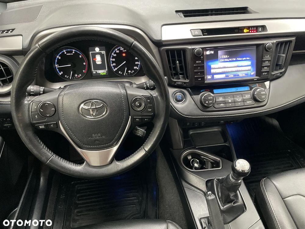 Toyota RAV4 2.0 D-4D Premium 4x2 - 13