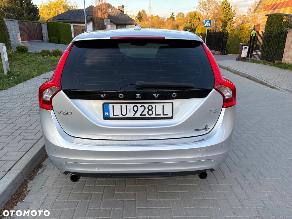 Volvo V60 T3 Kinetic - 7