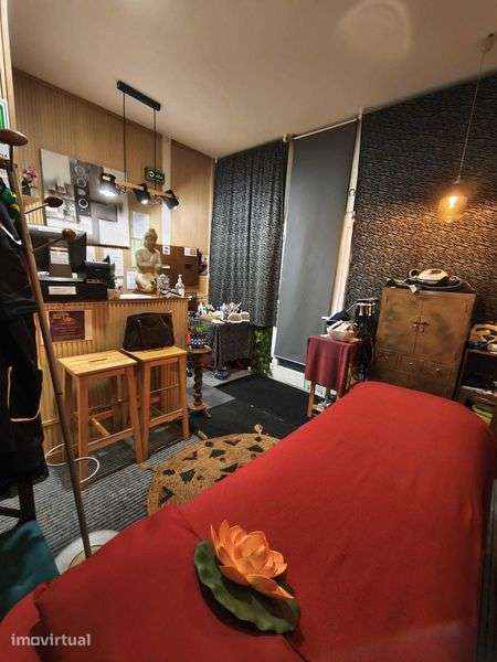 Espaço comercial/apartamento à venda em Santa Maria de Lamas - Grande imagem: 2/12