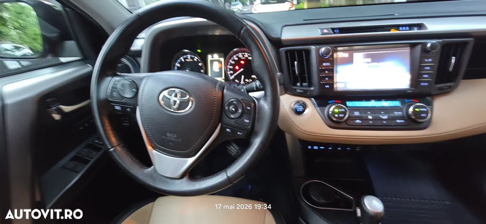 Toyota RAV4 2.0 Multidrive S Luxury - 28