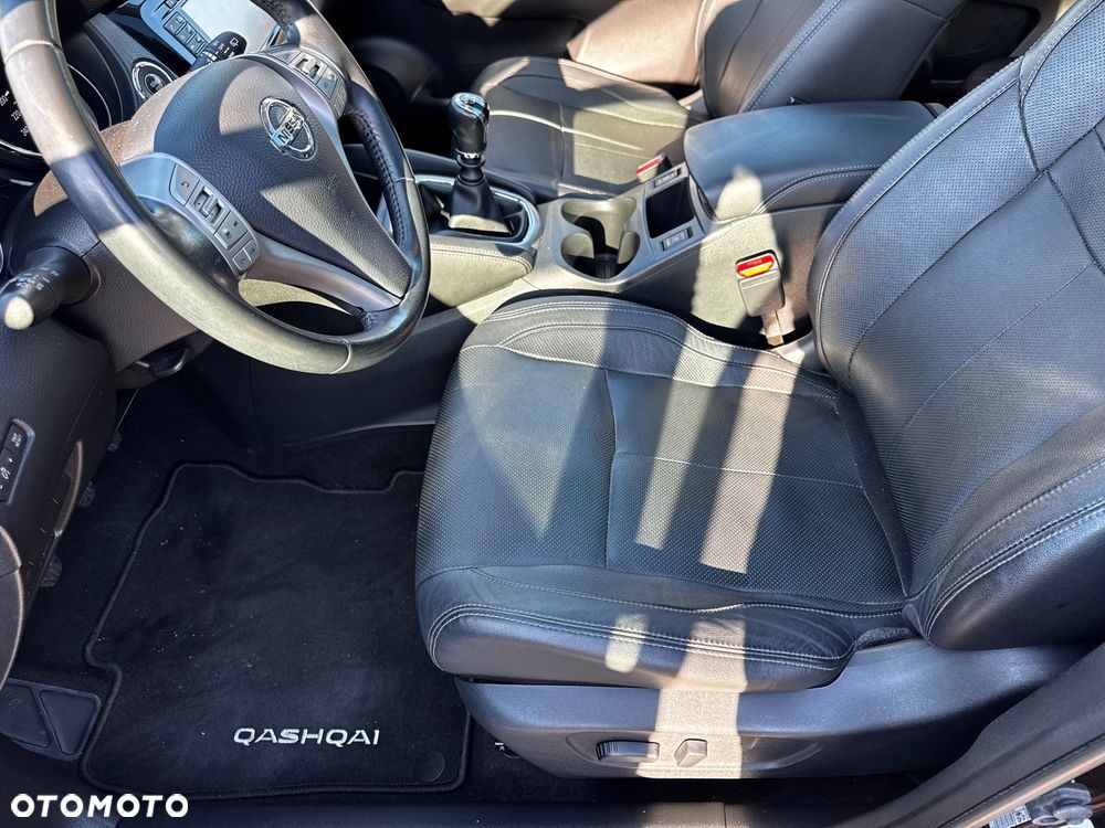 Nissan Qashqai 1.6 DIG-T Tekna+ - 19
