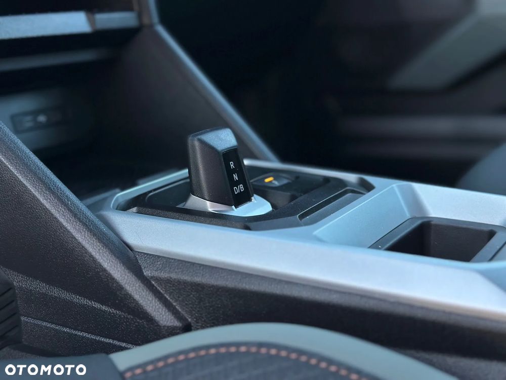 Dacia Duster 1.6 Full Hybrid 140 Extreme MMT - 11