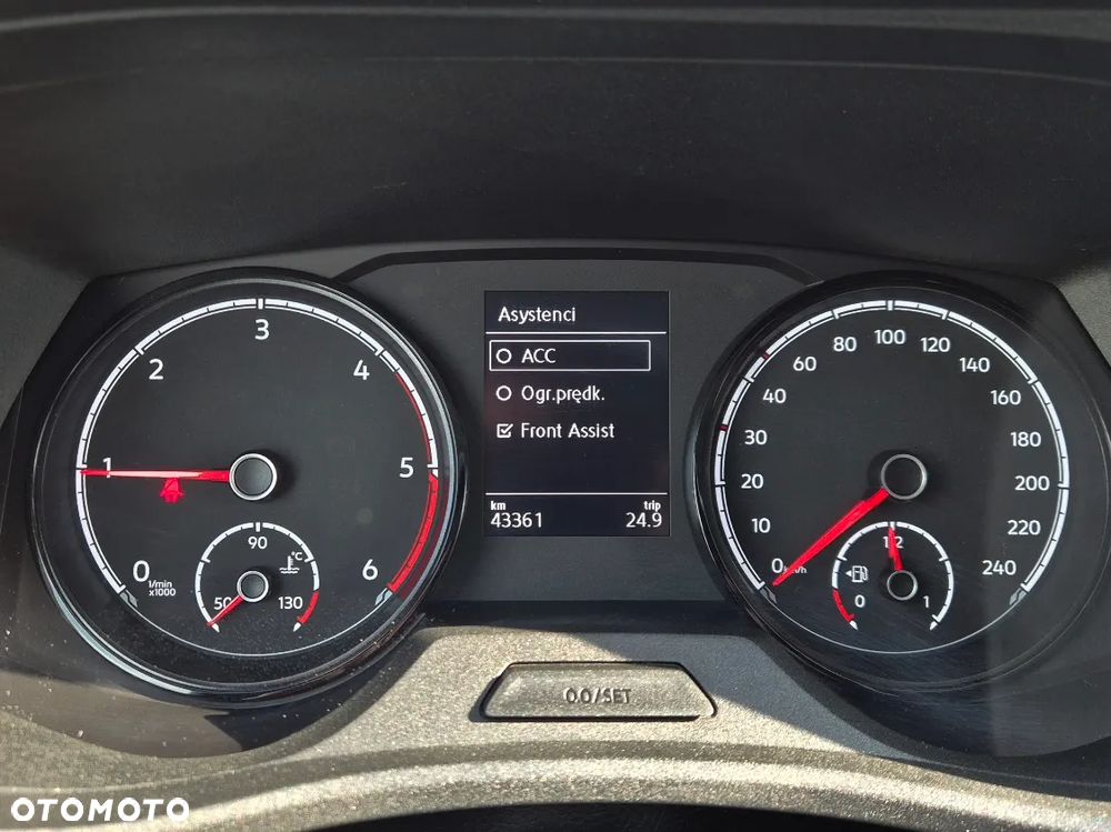 Volkswagen Transporter T6.1 DSG L2H1 Webasto LED - 24