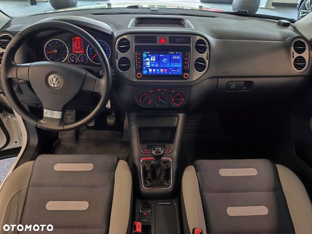 Volkswagen Tiguan 2.0 TDI DPF 4Motion Sport & Style - 9