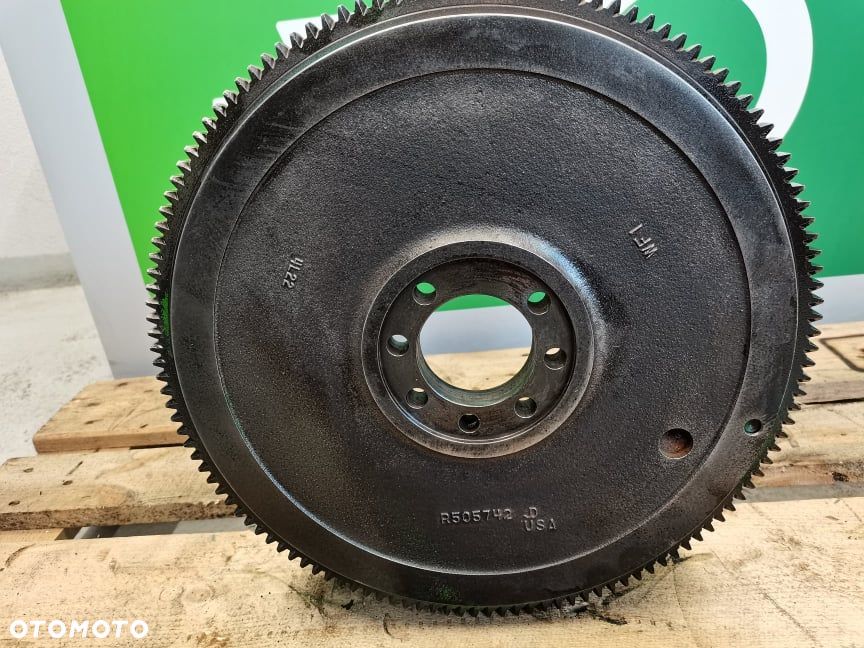 Koło zamachowe silnika John Deere 6068 {R505742} - 3