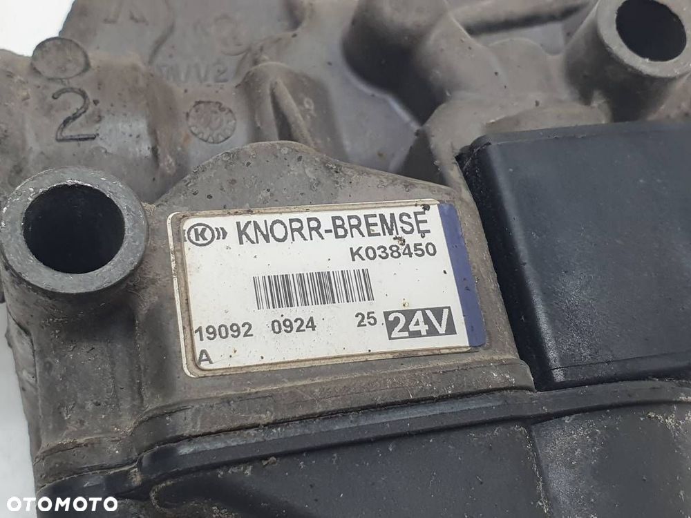 ZAWÓR MODULATOR ABS FORD F-MAX 500 EURO 6 K038450 - 2