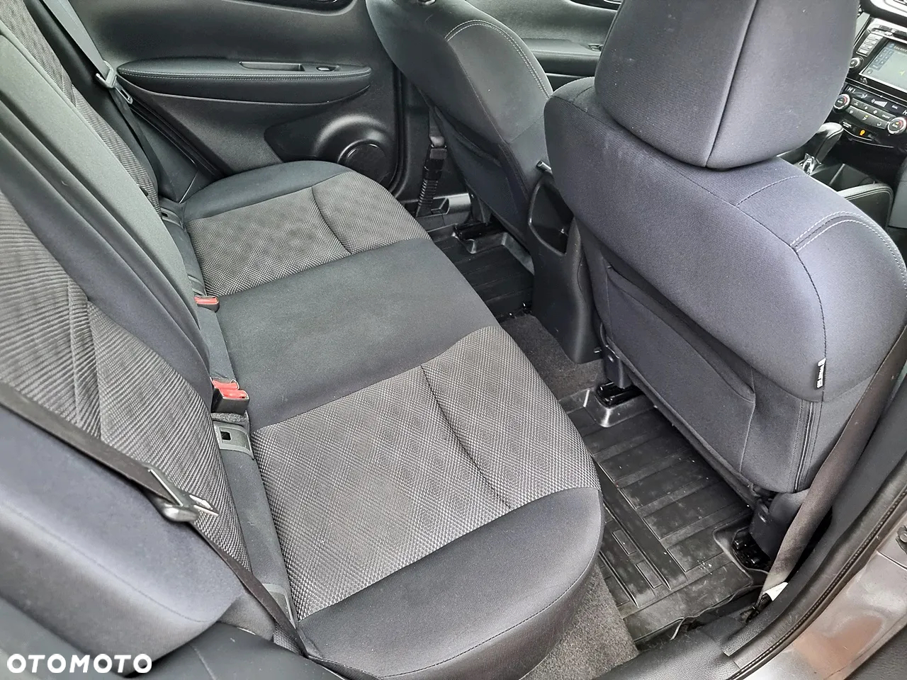 Nissan Qashqai 1.2 DIG-T Xtronic 360 - 6
