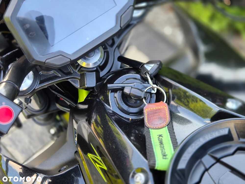 Kawasaki Z 650 - 24