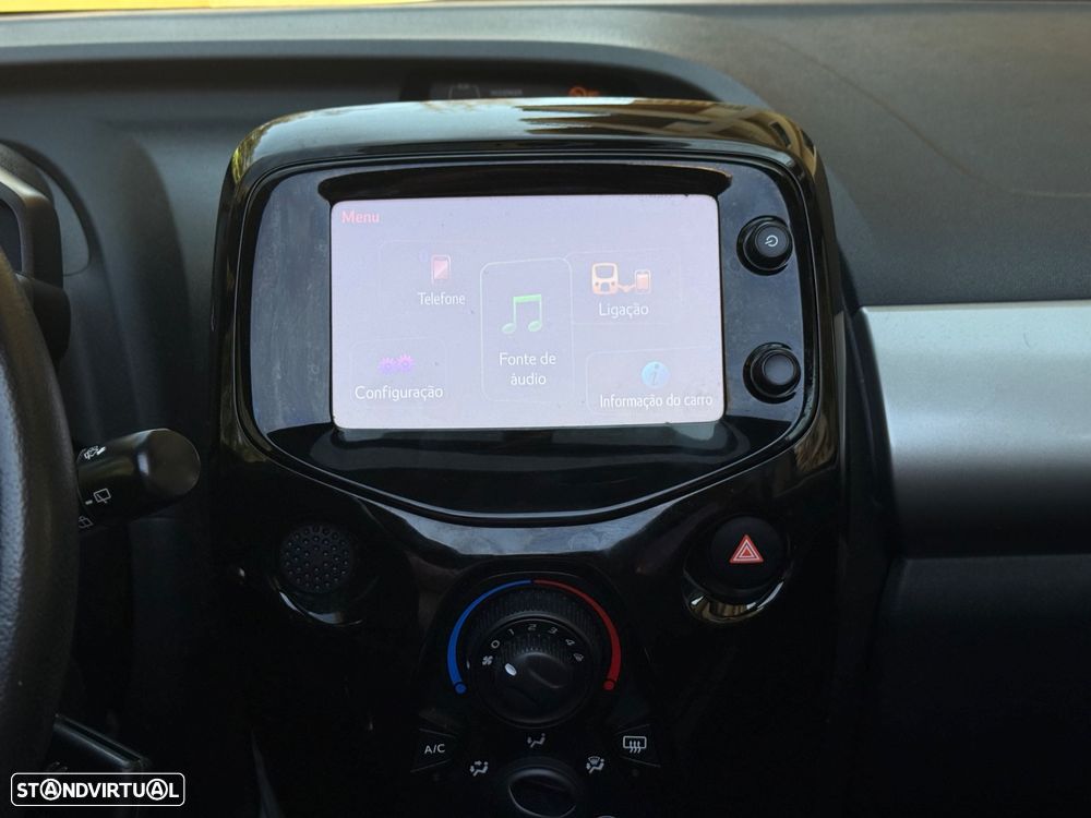 Citroën C1 Airscape PureTech Shine - 17