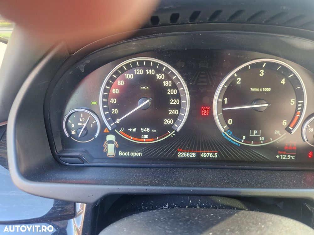 BMW X5 xDrive40d - 11