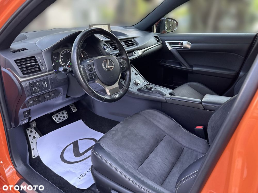 Lexus CT 200h F Sport - 9
