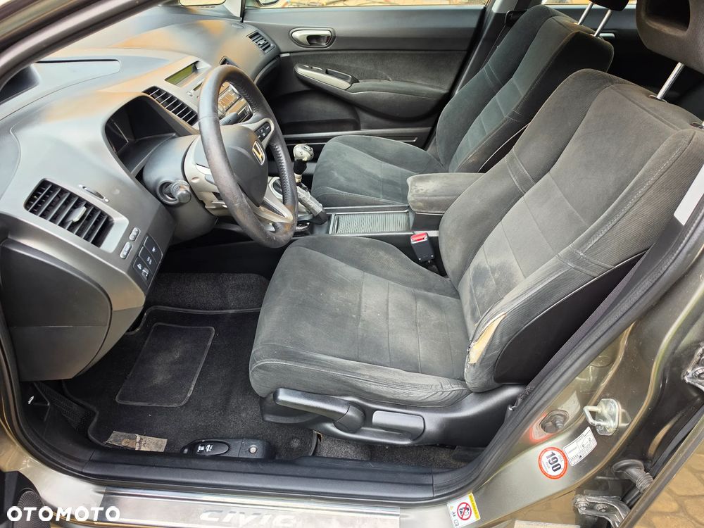 Honda Civic 1.8 Comfort - 5