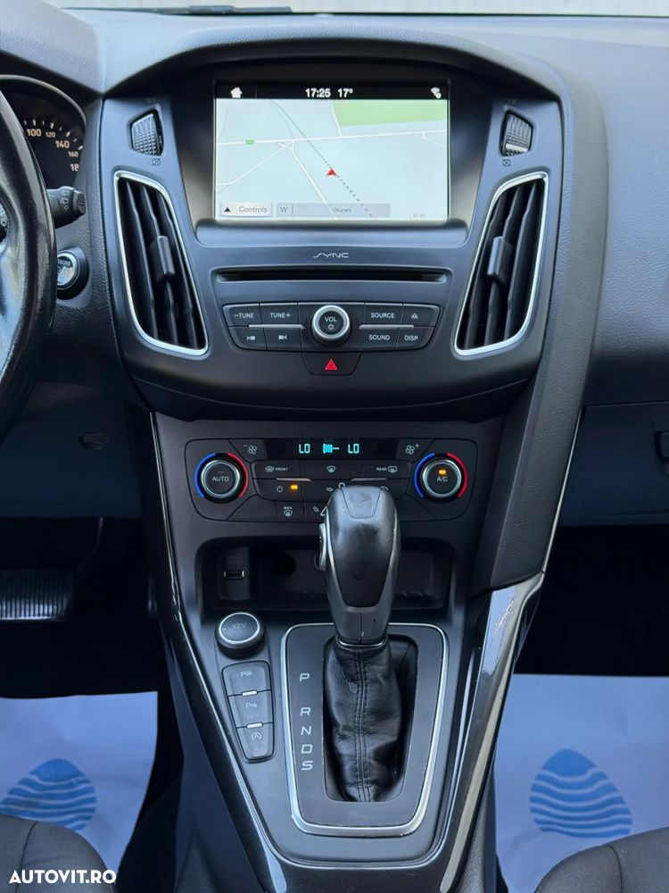 Ford Focus 1.5 Ecoboost Titanium Business - 8