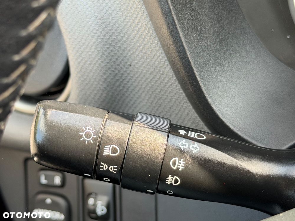 Toyota Yaris 1.5 VVT-i Edition-S - 22