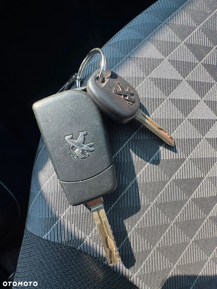 Peugeot 108 VTI 72 Active - 11