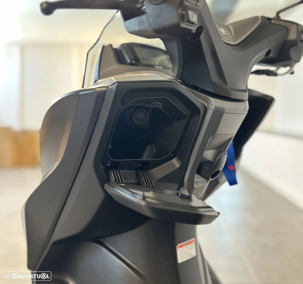 Suzuki Burgman street 125 - 5