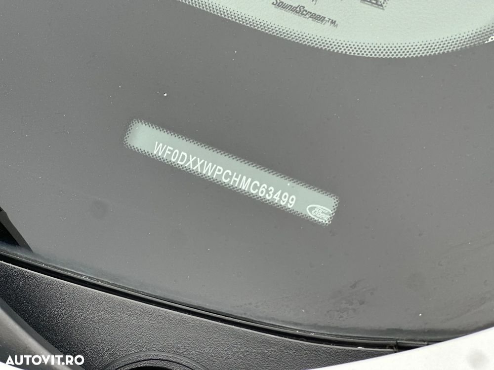 Ford Mondeo 2.0 HEV Titanium - 39