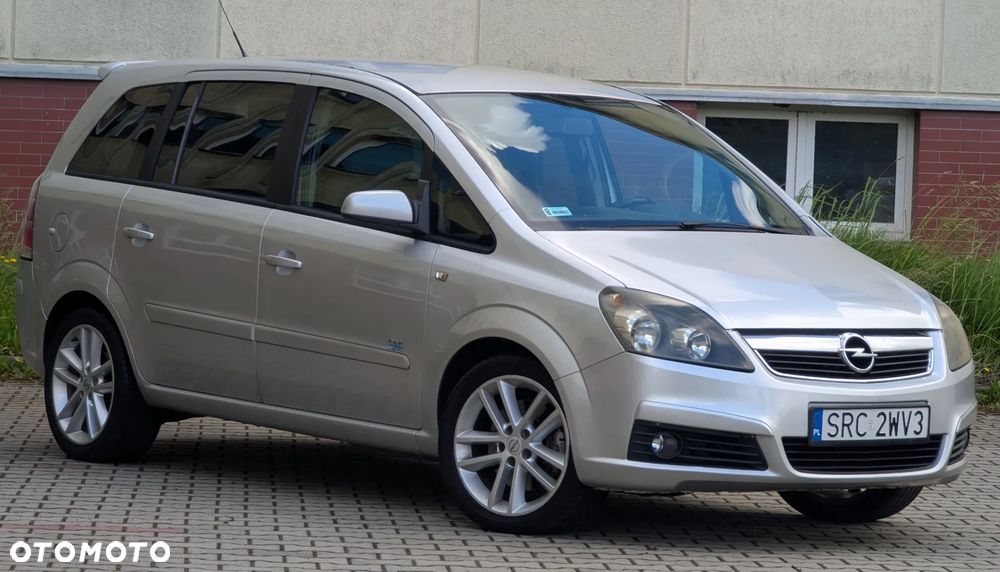 Opel Zafira 1.9 CDTI Sport - 10