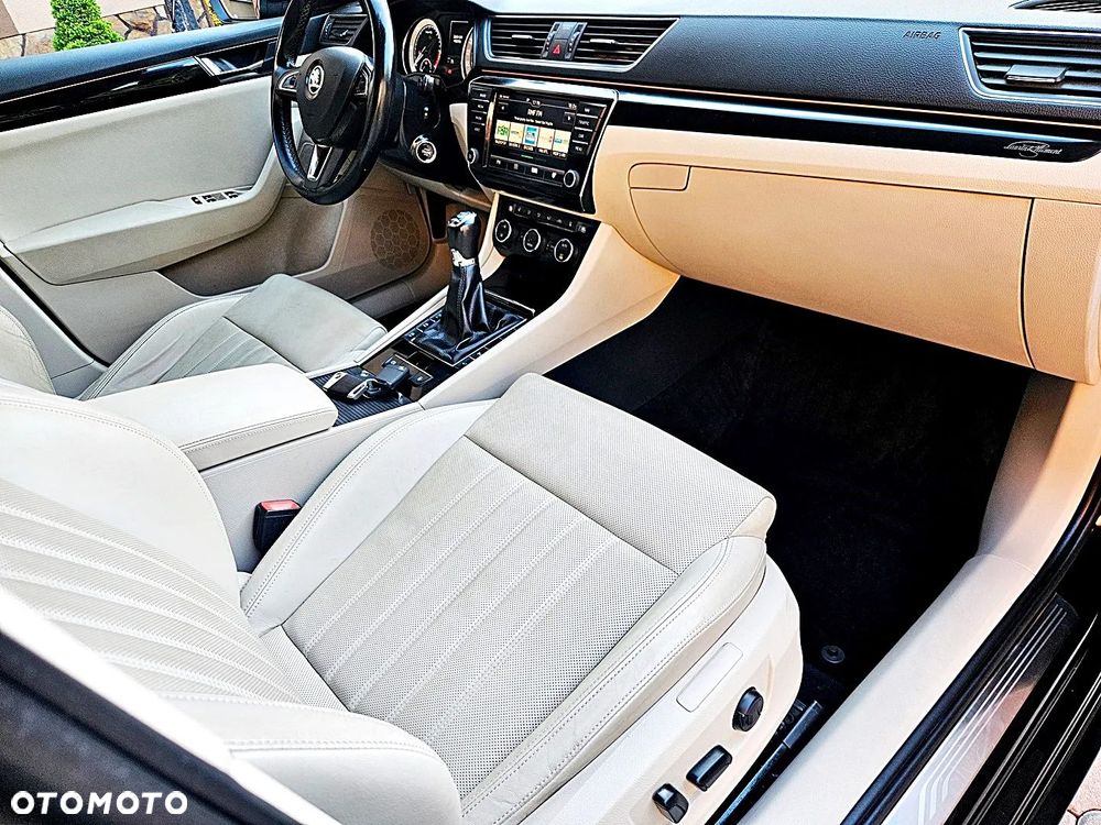 Skoda Superb 2.0 TDI DSG L&K - 28
