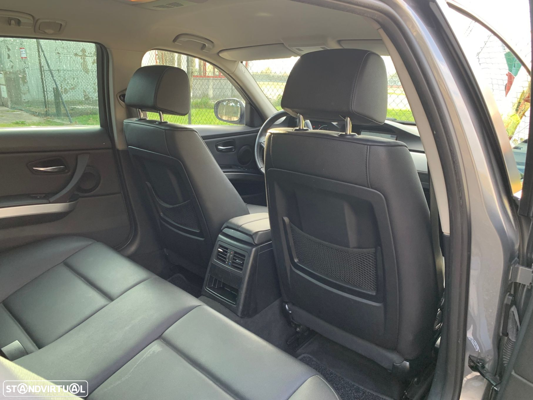 BMW 320 d Touring Navigation - 49