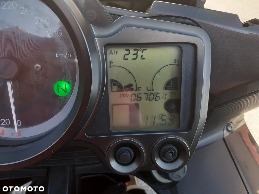 Yamaha FJR - 3