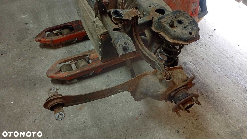 Belka wózek zawieszenia tylnego Ford FOCUS MK2 - 3