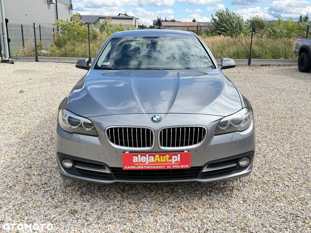 BMW Seria 5 520d xDrive Sport Line - 10
