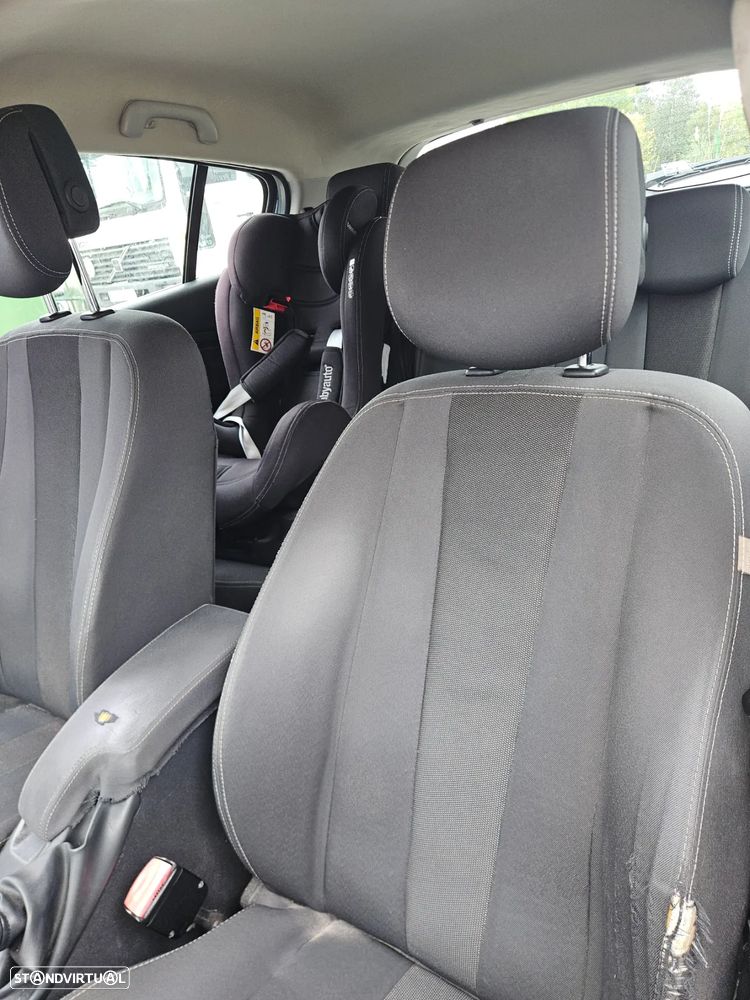 Renault Mégane 1.5 dCi Dynamique - 12