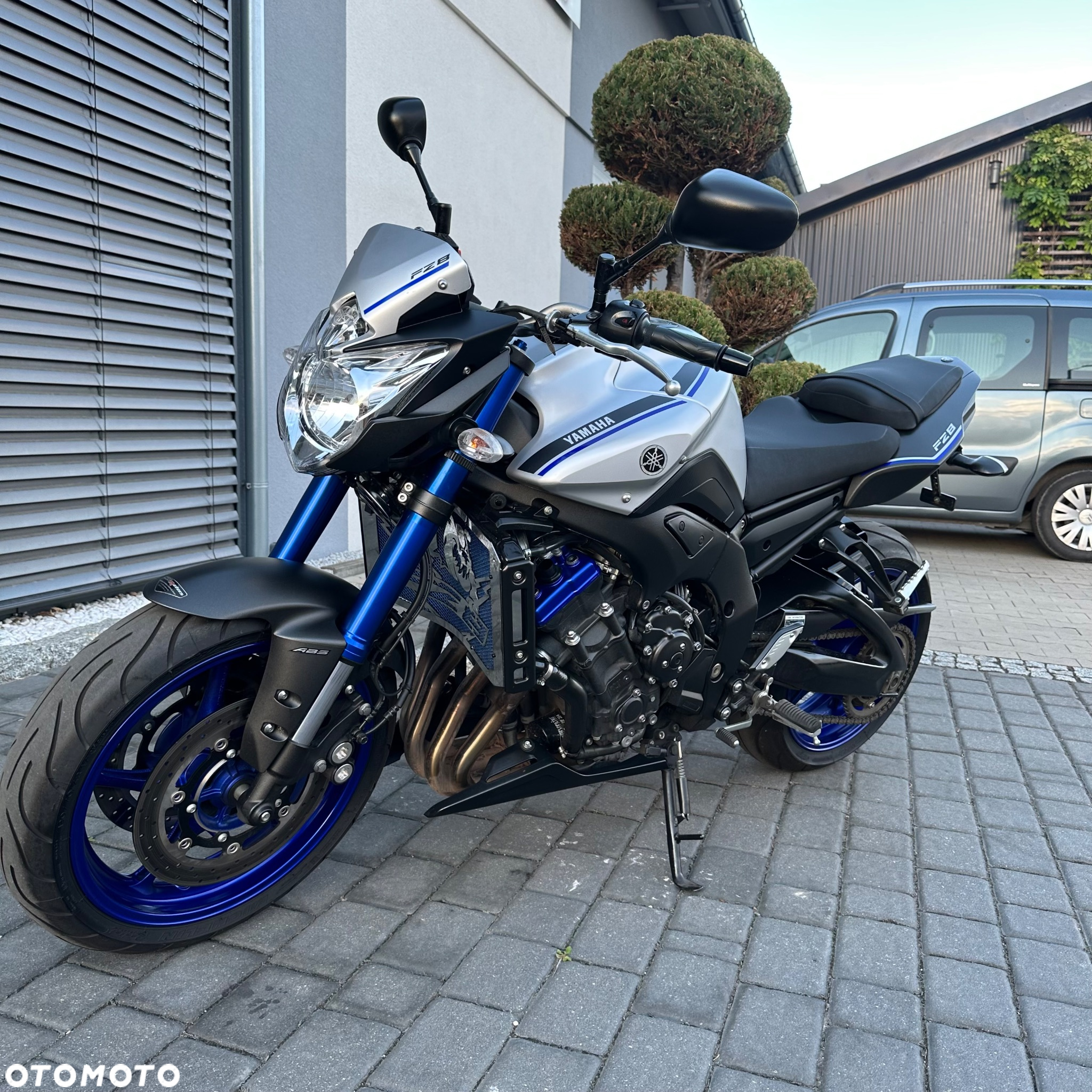 Yamaha FZ8 - 9
