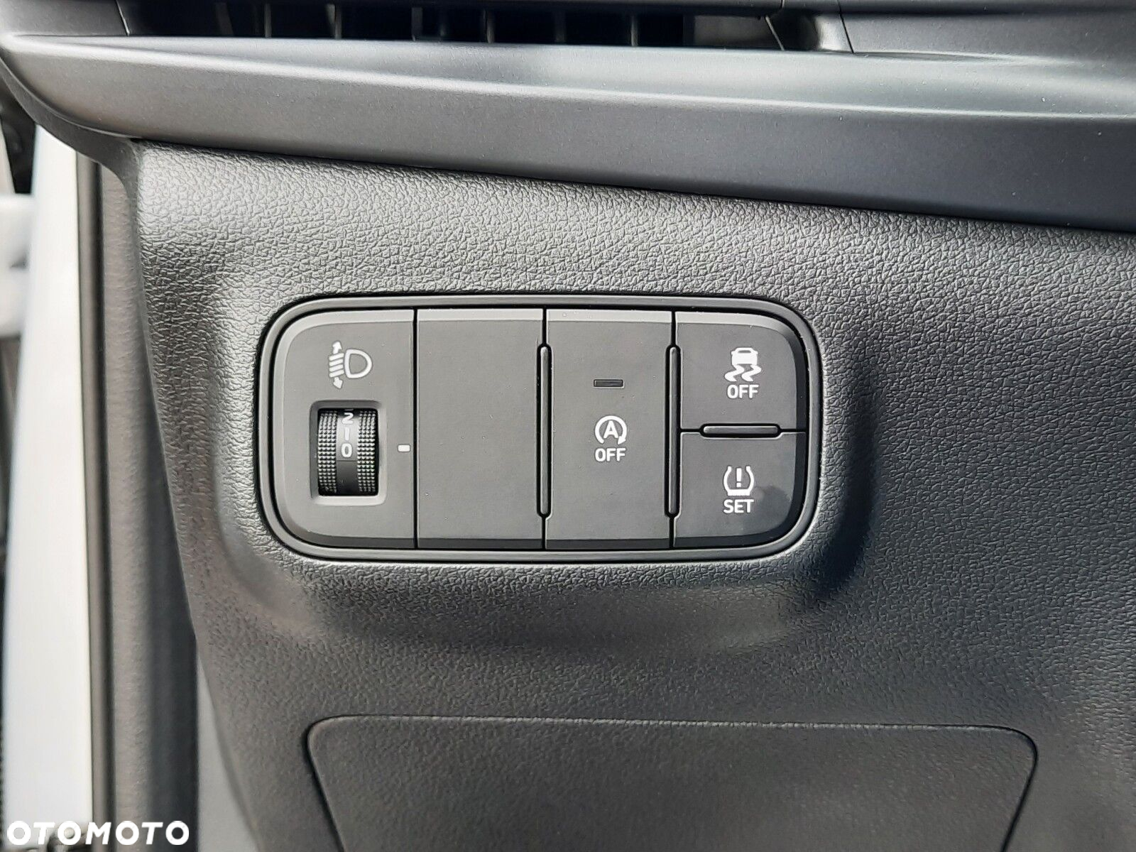 Hyundai i20 1.2 Modern - 33