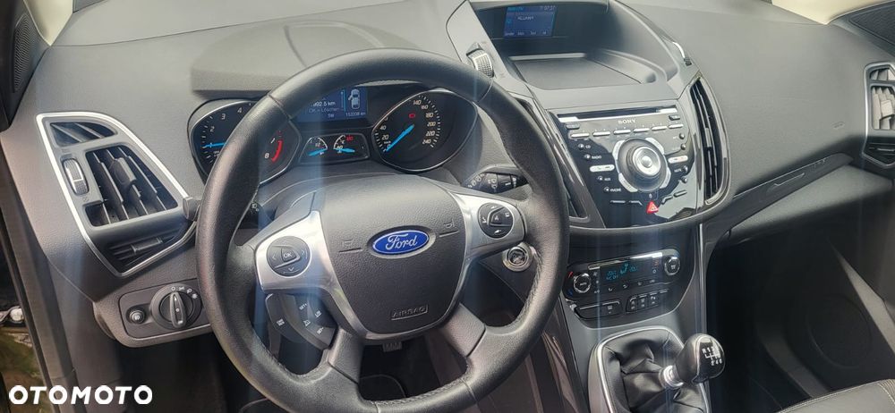 Ford Kuga 1.6 EcoBoost 2x4 Titanium - 21