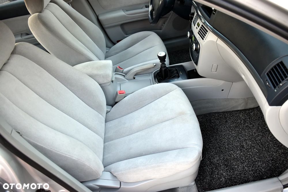 Hyundai Sonata - 21