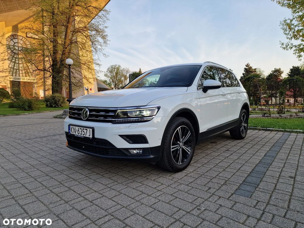 Volkswagen Tiguan - 1