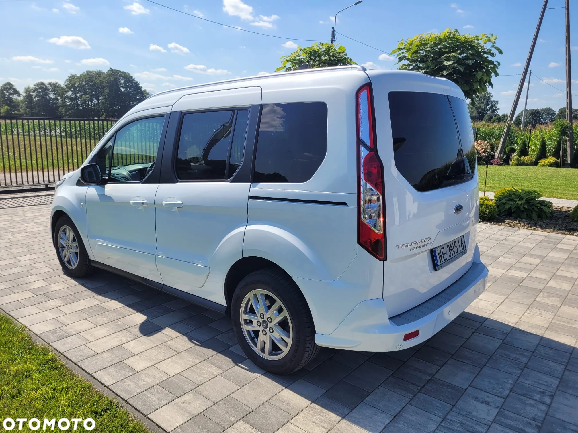 Ford Tourneo Connect Gr 1.5 EcoBlue Titanium - 3