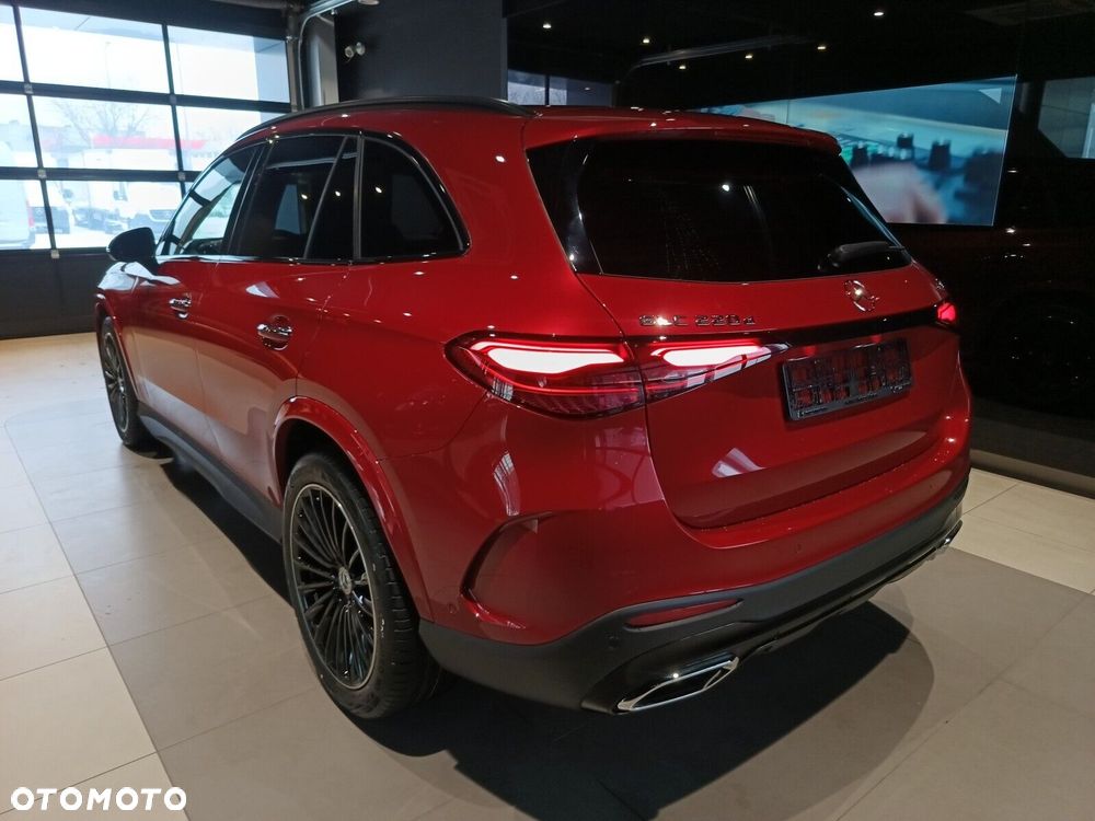 Mercedes-Benz GLC - 7