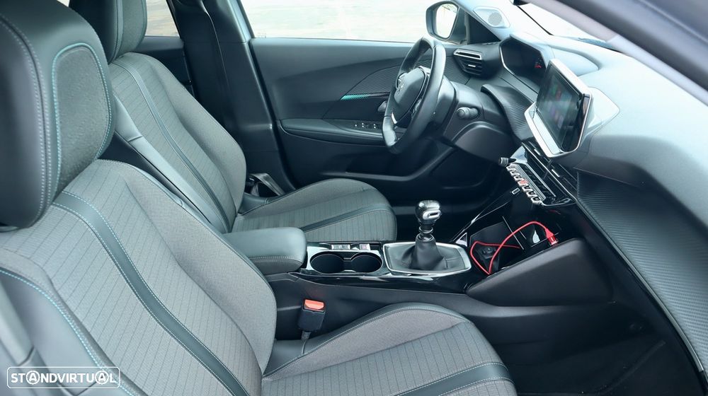 Peugeot 2008 PureTech 100 Allure - 31