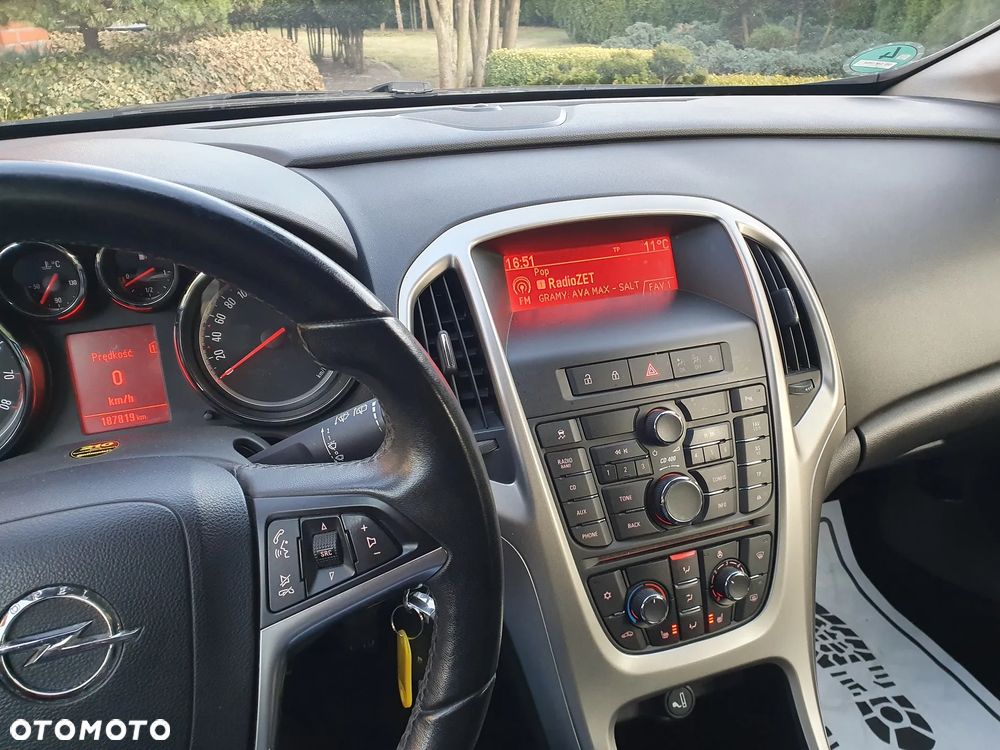 Opel Astra 1.4 Turbo - 11