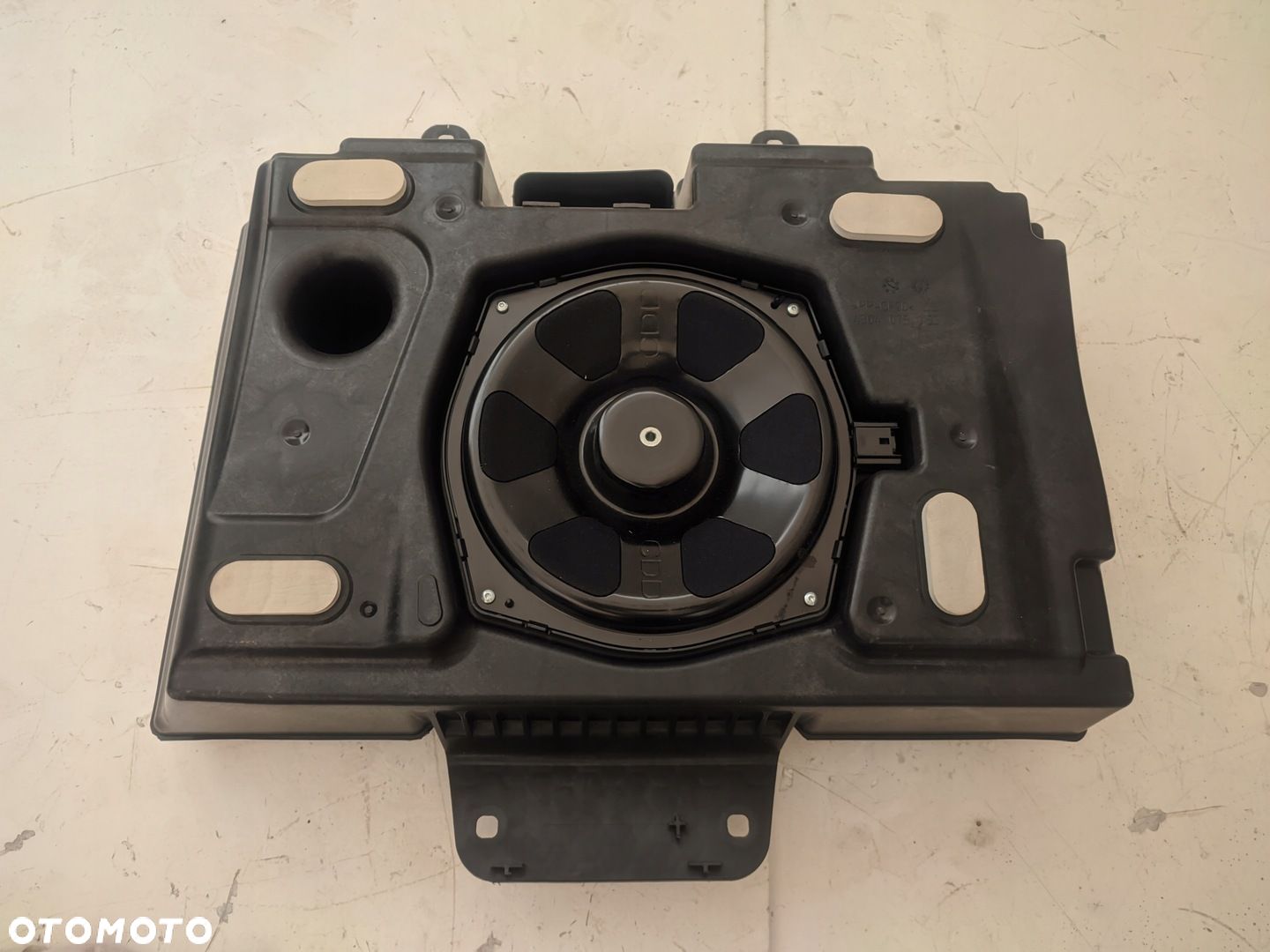 RANGE ROVER EVOQUE L538 GŁOŚNIK SUBWOOFER MERIDIAN - 1