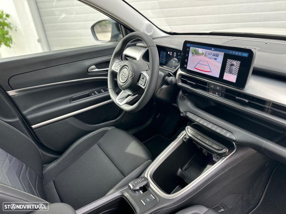 Jeep Avenger 54 kWh Summit Plus - 8