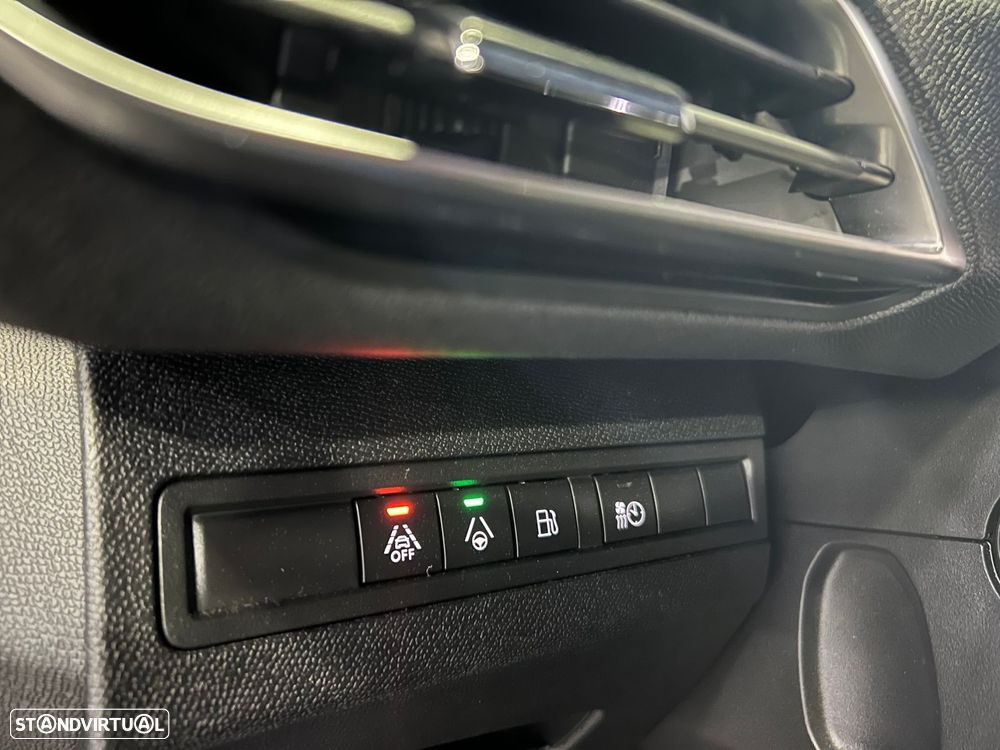 Peugeot 3008 1.6 Hybrid GT Pack e-EAT8 - 30