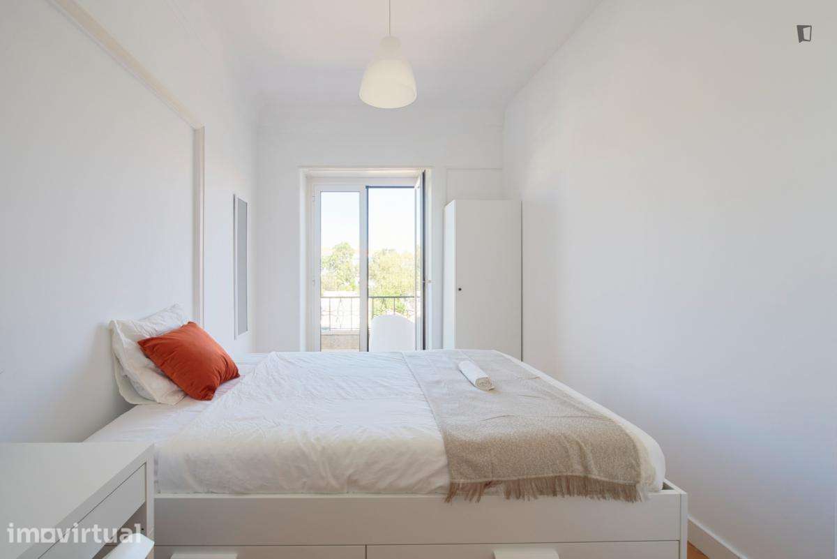 Quarto - localizado em Entrecampos Lisbon - Grande imagem: 2/32