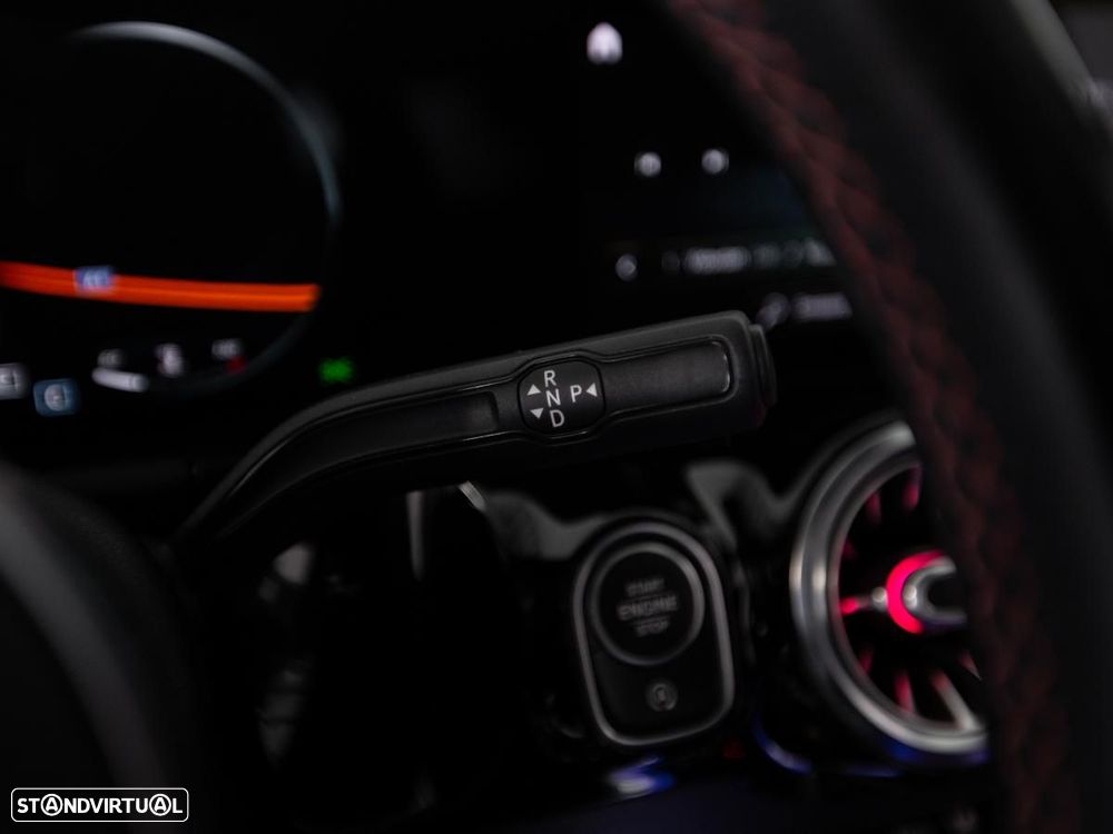 Mercedes-Benz GLA 250 7G-DCT AMG Line - 21