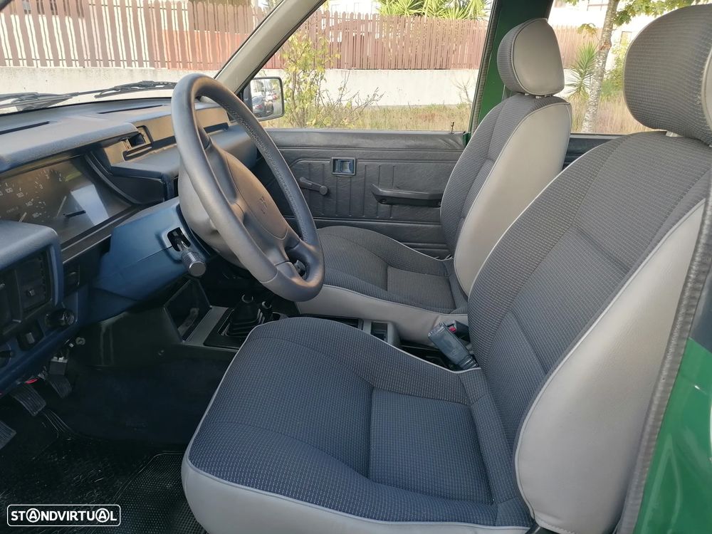 Mitsubishi L200/4X4 - 8