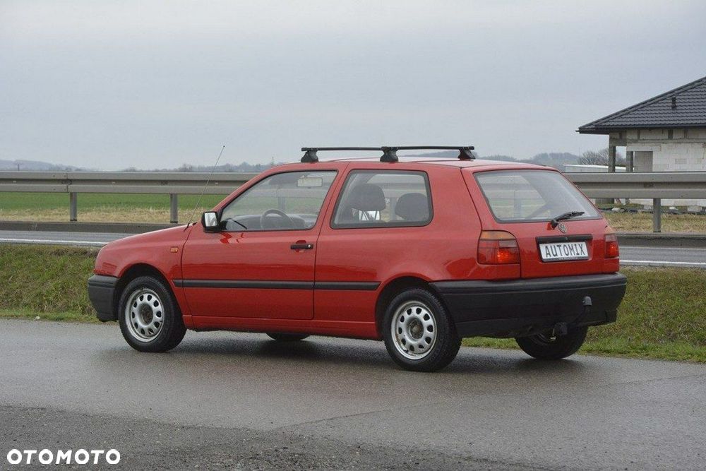 Volkswagen Golf 1.8 CL - 5