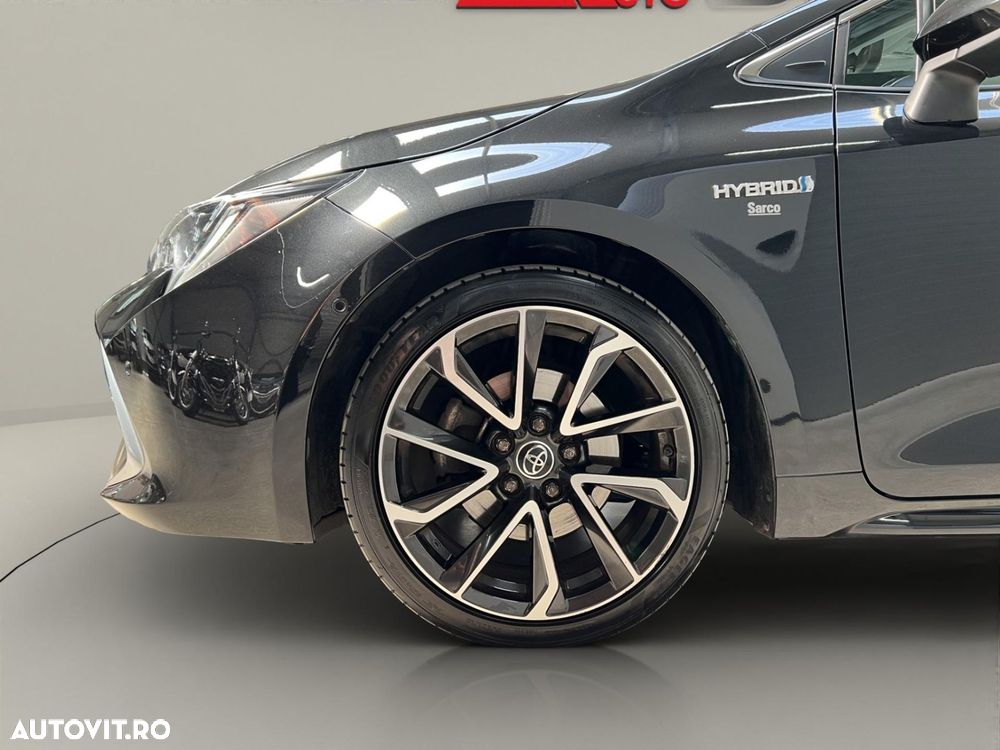 Toyota Corolla 2.0 Lounge - 36