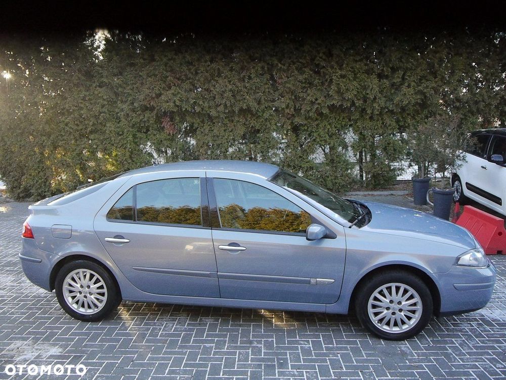 Renault Laguna 2.0 16V Dynamique - 10