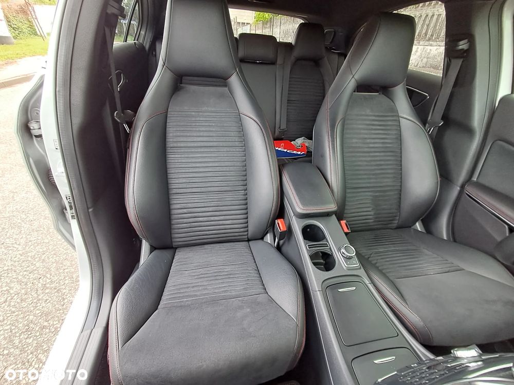 Mercedes-Benz Klasa A 250 4-Matic AMG Line - 21